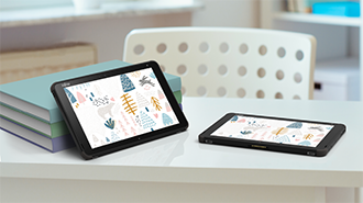 画像：「arrows Tab EH」タブレットスタイルで立てかけたときの滑り止めになるイメージ