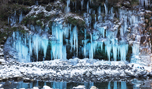 絶景壁紙の旅 冬 第2弾「埼玉県　三十槌の氷柱」の壁紙を公開！